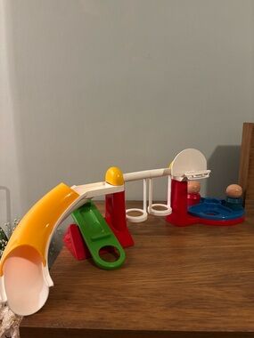 Tupperware Li'l Tuppers School Yard Toy from the 1980s.  Missing Basketball